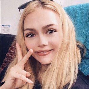 Meet your Posher, Breezy